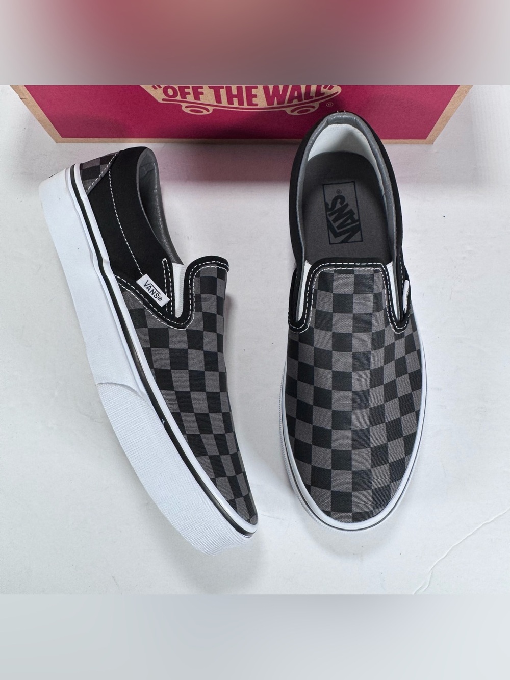 Vans Classic Slip-On Black Pewter Checkerboard Sneakers Women 9 Men 7.5